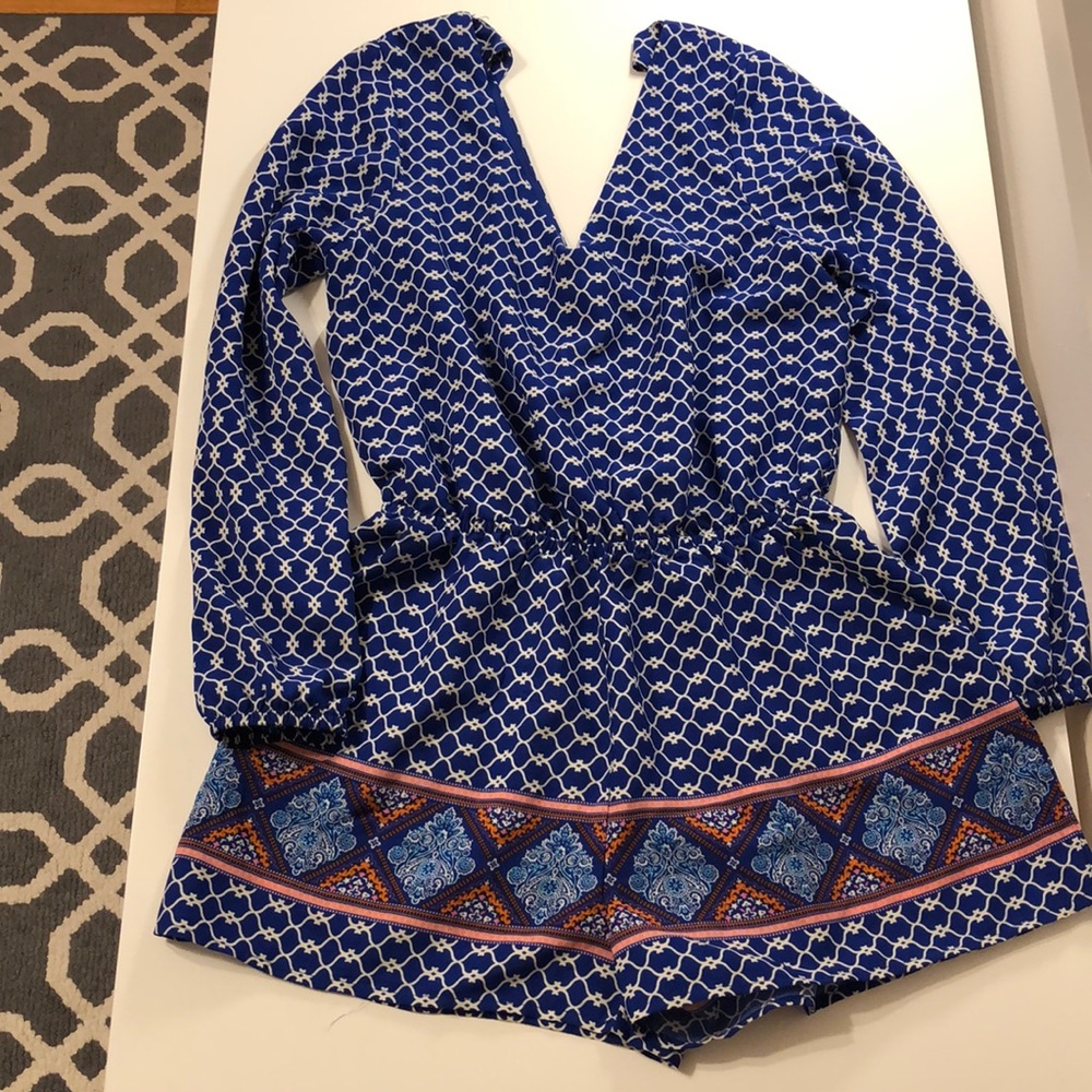 Patterned blue romper